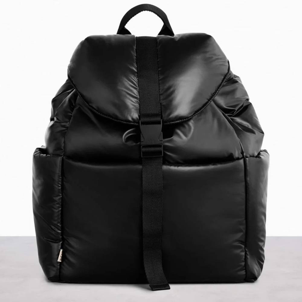 Beis The Puffy Backpack in Black